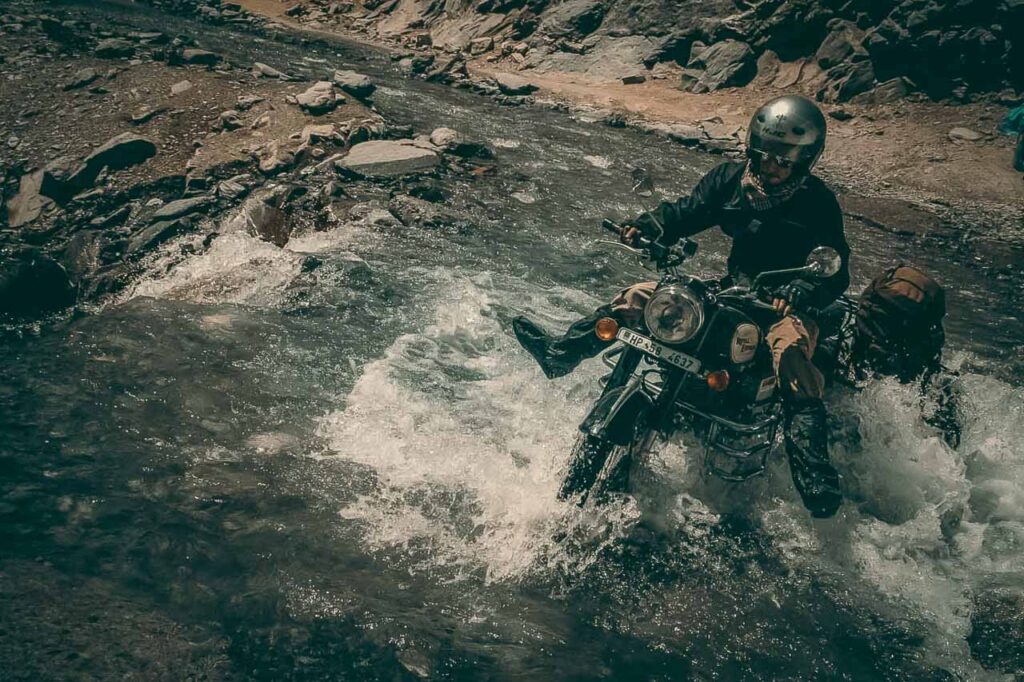 Motorbiking Indian Himalaya
